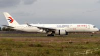 Nazwa pliku=A_350-941WL_B-323H_ChinaEasternAirlines01.jpg
Wielkość pliku=146KiB
Rozmiar=1400x788
Data dodania= 29, Październik 2025 A_350-941WL_B-323H_ChinaEasternAirlines01.jpg