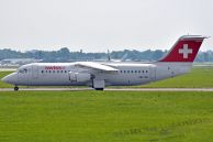 Avro_146-RJ100_HB-IYQ_Swiss_00.jpg