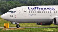 B_737-330_D-ABEC_Lufthansa02.jpg
