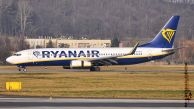 B_737-8ASWL_EI-DCX_Ryanair01.jpg