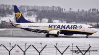 B_737-8ASWL_EI-FRD_Ryanair01.jpg