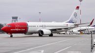 B_737-8JPWL_LN-DYG_NorwegianCom01.jpg
