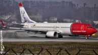 B_737-8JPWL_LN-NIA_Norwegian01.jpg