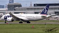 B_787-85D_Dreamliner_SP-LRD_LOT_08.jpg