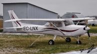 Cessna_152_EC-LNX02.jpg