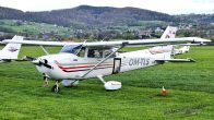 Cessna_172S_Skyhawk_SP_OM-TLS01.jpg