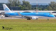Nazwa pliku=ERJ-175STD_PH-EXL_KLMCityhopper01.jpg
Wielkość pliku=210KiB
Rozmiar=1400x788
Data dodania= 31, Lipiec 2025 ERJ-175STD_PH-EXL_KLMCityhopper01.jpg
