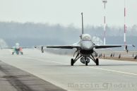 F-16CJ-522B_Jastrzab_PolAF_4072_03.jpg