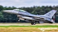 F-16D-40J_Fighting_Falcon_USAF_90-0796_AV_03.jpg