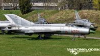 MiG-21PFM_typ_94A_Fishbed-F_PolandAF_420502.jpg