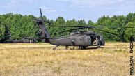 UH-60M_Black_Hawk_USAr_14-20650_03.jpg