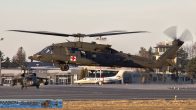 UH-60M_Black_Hawk_USAr_20-2113302.jpg