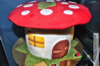 tortMuchomorDomek01.jpg